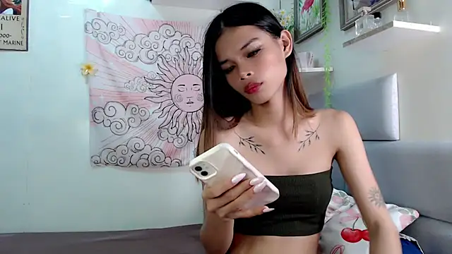 itsmekyrie online show from October 19, 1:13 pm