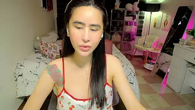 XhotcockcumXts online show from October 18, 6:05 am