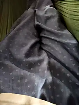 daisylouis online show from May 11, 1:08 am