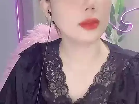 yumylovesex online show from September 16, 11:18 am