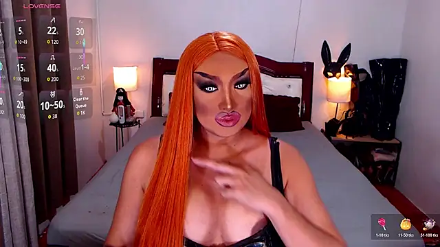 Snapshot of DoniaSabrina chatting on November 2, 7:12 am DoniaSabrina online show from November 2, 7:12 am