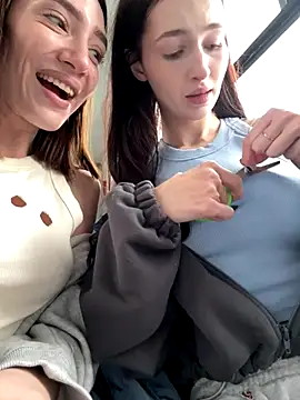 SnappyHappy online show from October 14, 9:56 am