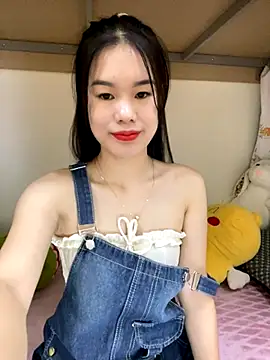 Baby-ladytits2025 online show from October 6, 5:46 am