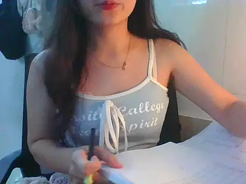 Snapshot of Linzly chatting on October 11, 2:49 am Linzly online show from October 11, 2:49 am