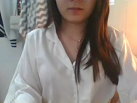 Linzly online show from March 10, 2:48 am