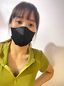 Snapshot of Lucy217 chatting on October 21, 3:05 pm Lucy217 online show from October 21, 3:05 pm