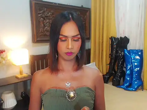 Snapshot of Nathalieheartt chatting on September 23, 3:48 am Nathalieheartt online show from September 23, 3:48 am