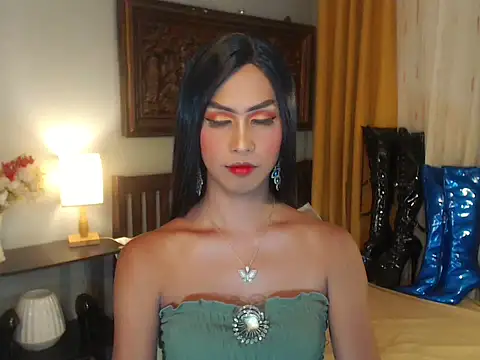 Snapshot of Nathalieheartt chatting on September 19, 1:48 am Nathalieheartt online show from September 19, 1:48 am