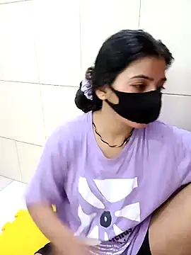 Snapshot of Hot_Jaanvi_ chatting on September 17, 5:00 pm Hot Jaanvi online show from September 17, 5:00 pm