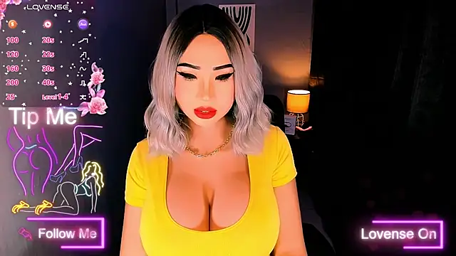 Snapshot of TriciaCumLoader chatting on September 21, 1:10 pm TriciaCumLoader online show from September 21, 1:10 pm