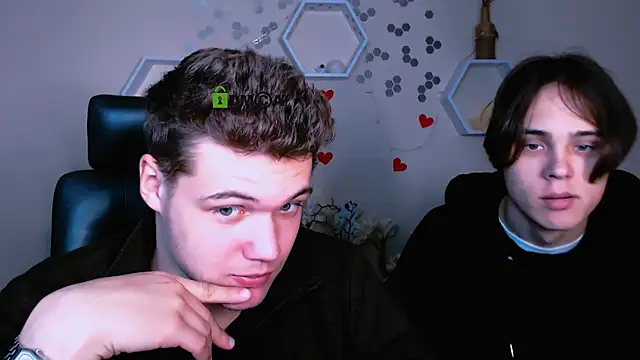 lucas long  online show from October 12, 8:39 am