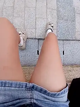 Snapshot of Ori-Lynk chatting on October 5, 10:42 am Ori-Lynk online show from October 5, 10:42 am