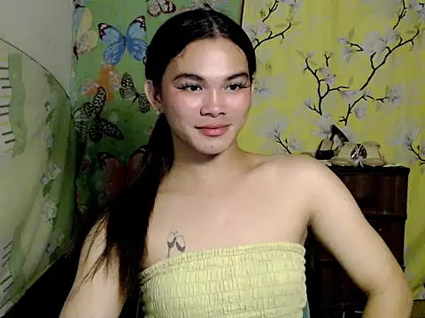 urgirljane online show from October 20, 12:52 pm