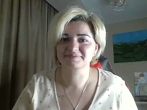 Wymini online show from September 10, 9:04 pm