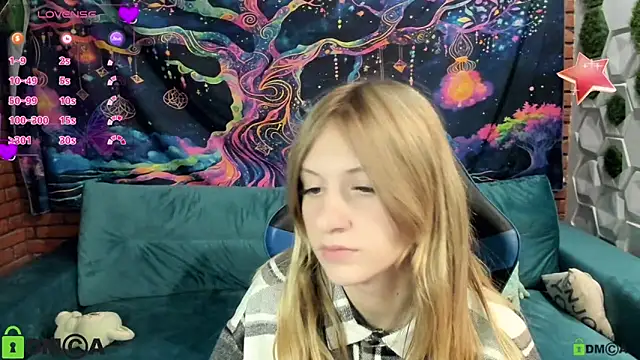 Olisa fox online show from October 22, 8:03 pm