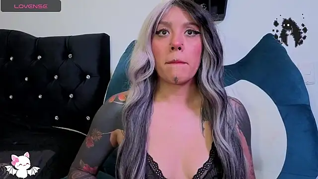 Lunelle  online show from September 25, 2:43 am