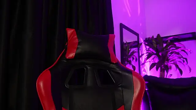 Snapshot of valkyria_12 chatting on October 23, 8:37 pm valkyria 12 online show from October 23, 8:37 pm