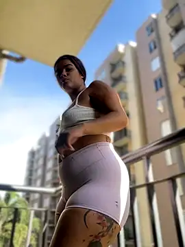 Snapshot of Kaily_Sweet16 chatting on October 1, 8:58 pm Kaily Sweet16 online show from October 1, 8:58 pm