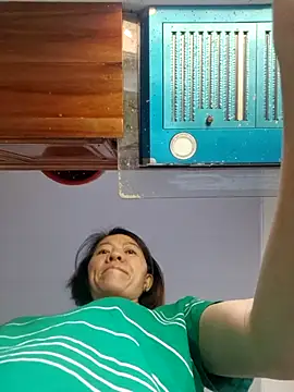 Snapshot of Hailey_babe chatting on October 6, 2:39 am Hailey babe online show from October 6, 2:39 am