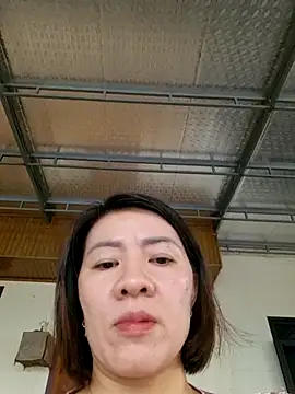 Snapshot of Hailey_babe chatting on October 27, 1:23 am Hailey babe online show from October 27, 1:23 am