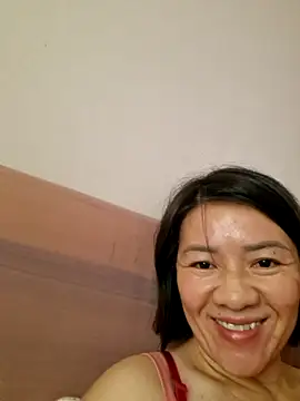 Snapshot of Hailey_babe chatting on September 20, 7:17 am Hailey babe online show from September 20, 7:17 am