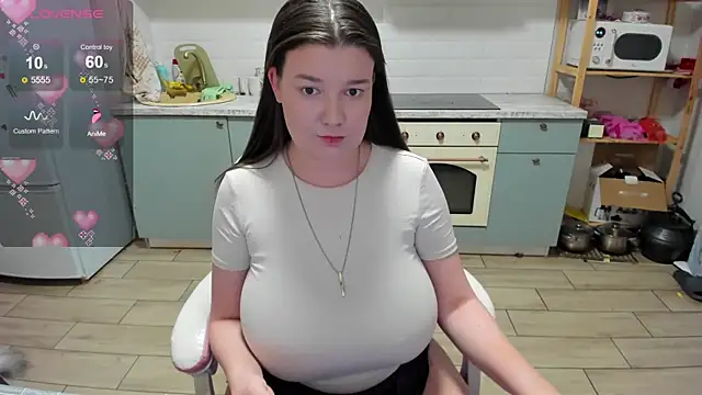 LinaElasm online show from March 27, 9:15 pm