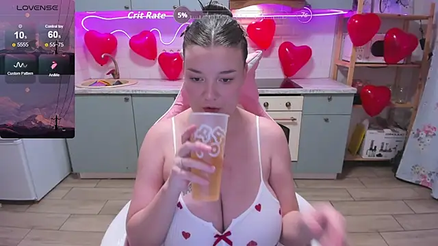 LinaElasm online show from February 13, 7:37 pm