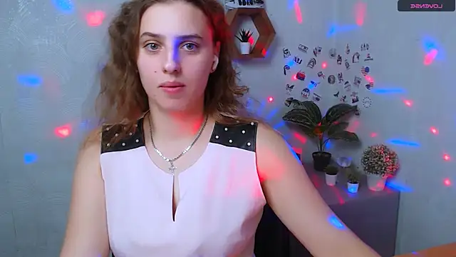 AmandaDimond  online show from October 29, 1:37 pm