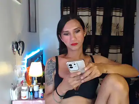 hottielicious slut69 online show from January 9, 12:31 pm