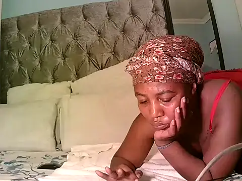 Pookie1990 online show from September 22, 5:55 pm