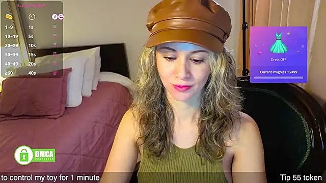 Snapshot of Miasiren chatting on October 20, 2:36 am Miasiren online show from October 20, 2:36 am