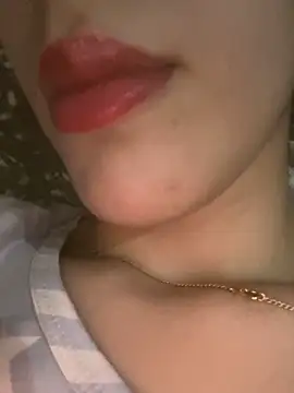 Snapshot of Mimisixo chatting on September 19, 10:53 pm Mimisixo online show from September 19, 10:53 pm