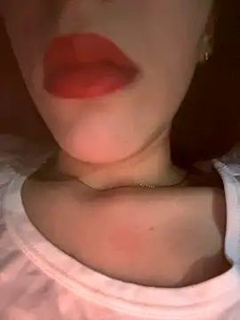 Snapshot of Mimisixo chatting on October 27, 10:48 pm Mimisixo online show from October 27, 10:48 pm