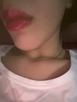 Snapshot of Mimisixo chatting on October 25, 12:07 am Mimisixo online show from October 25, 12:07 am