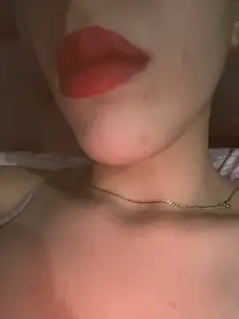 Snapshot of Mimisixo chatting on September 17, 10:41 pm Mimisixo online show from September 17, 10:41 pm