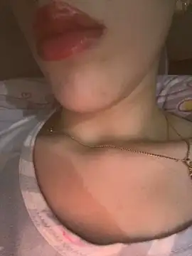 Snapshot of Mimisixo chatting on September 20, 11:03 pm Mimisixo online show from September 20, 11:03 pm