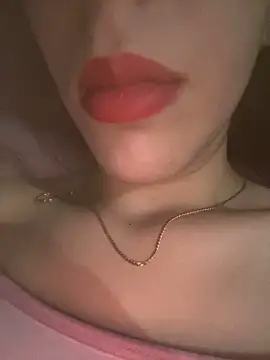 Snapshot of Mimisixo chatting on October 7, 10:47 pm Mimisixo online show from October 7, 10:47 pm