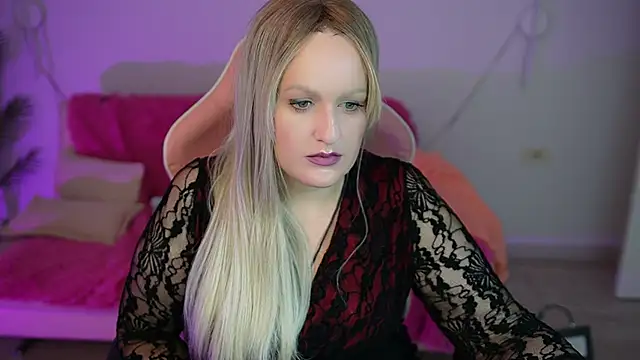 Snapshot of MariemLui chatting on September 20, 3:32 pm MariemLui online show from September 20, 3:32 pm