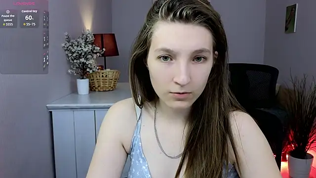 Snapshot of Mia_Myles chatting on October 18, 10:18 am Mia Myles online show from October 18, 10:18 am