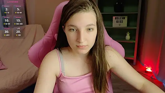 Snapshot of Mia_Myles chatting on September 28, 10:42 am Mia Myles online show from September 28, 10:42 am