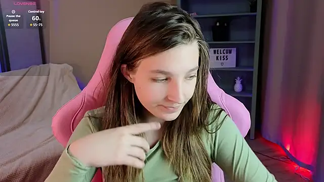 Snapshot of Mia_Myles chatting on September 21, 10:36 am Mia Myles online show from September 21, 10:36 am