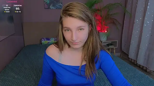 Snapshot of Mia_Myles chatting on October 16, 10:18 am Mia Myles online show from October 16, 10:18 am