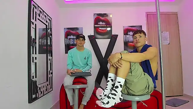 RED EMPIRE online show from September 26, 2:15 pm