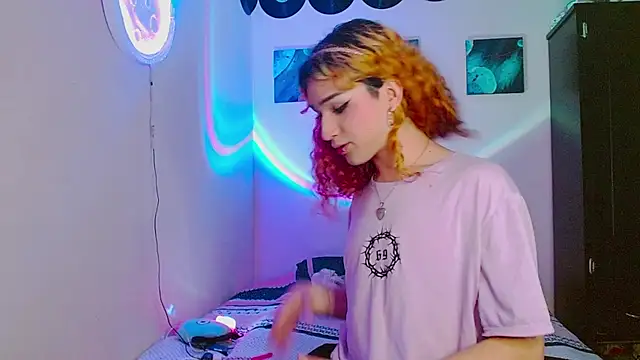 meghan devil  online show from October 22, 4:39 am