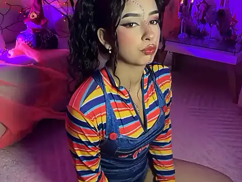 Snapshot of RosseMelody chatting on October 21, 5:11 am RosseMelody online show from October 21, 5:11 am