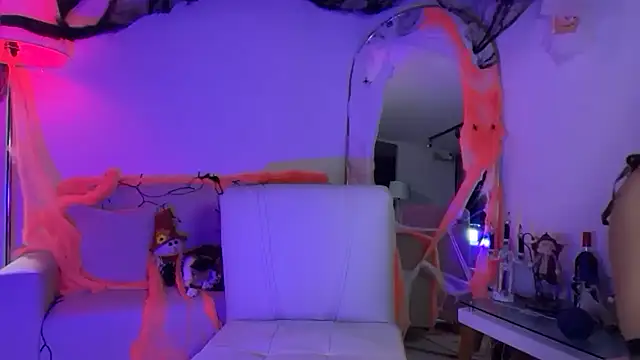 Snapshot of RosseMelody chatting on October 30, 6:16 am RosseMelody online show from October 30, 6:16 am