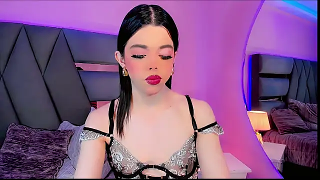 SabrinaAbasali online show from November 1, 9:30 pm