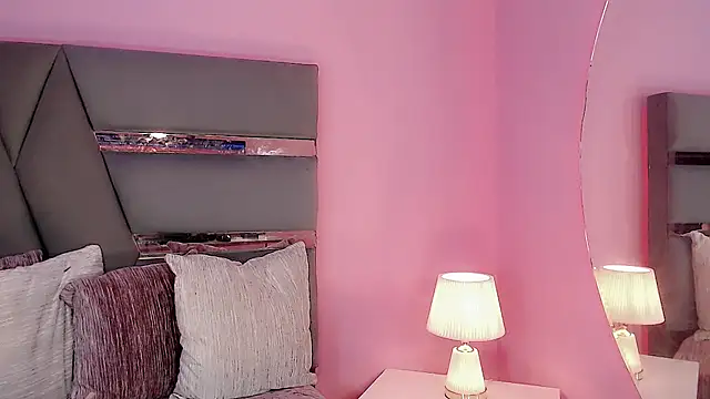 SabrinaAbasali online show from October 31, 9:08 pm