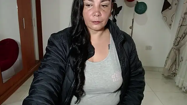 Vivian milf paint online show from November 5, 11:26 am