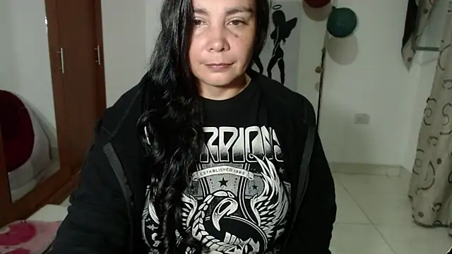 Vivian milf paint online show from September 27, 3:58 am